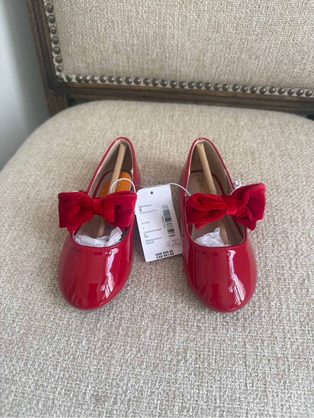 Toddler 9 Gymboree Red patent leather shoes with velvet detachable bows New
